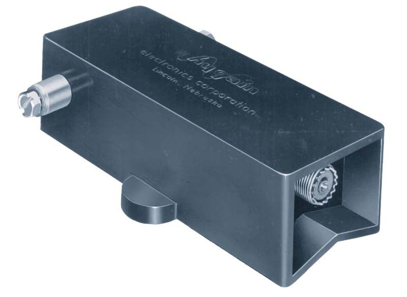 BN-86, BROADBAND 50 OHM FERRITE BALUN WITH SO-239 CONNECT