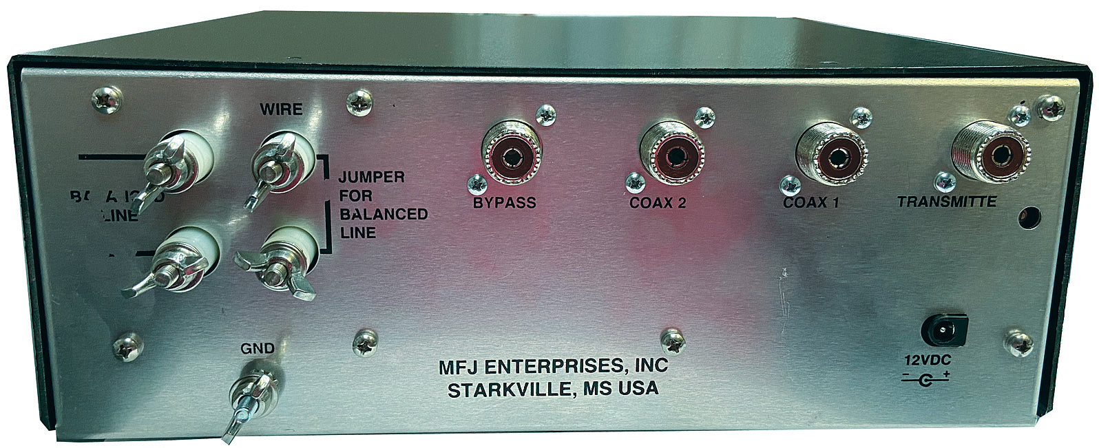 MFJ962E, 1500W,. 1.830 MHz, Manual Antenna Tuner MFJ Enterprises Inc